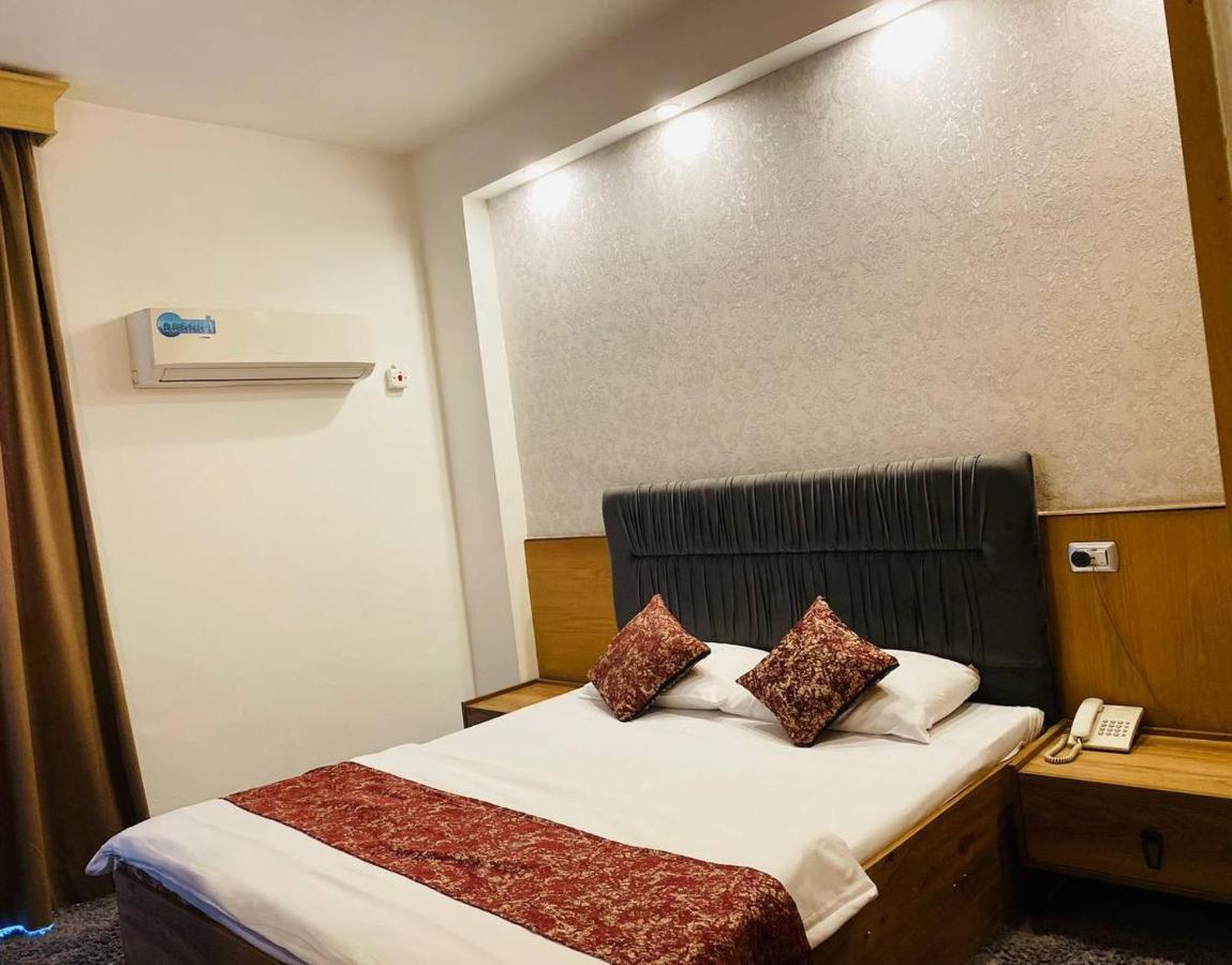 בגדד Masbah Plaza Hotel מראה חיצוני תמונה